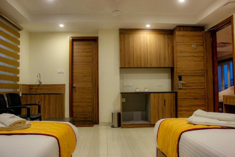 Rr Mount Elite Suites Chennai Ngoại thất bức ảnh