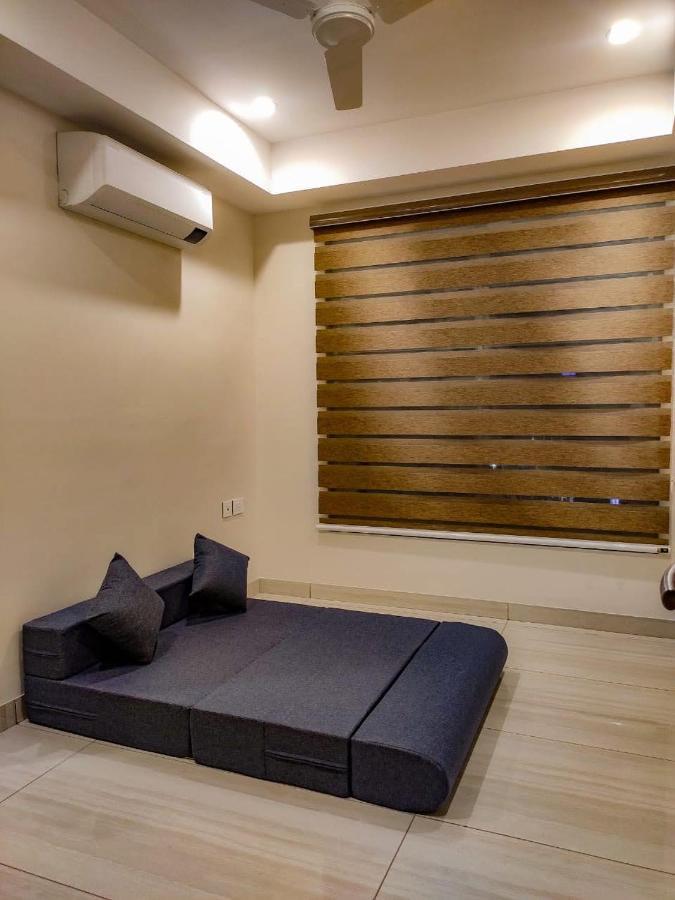 Rr Mount Elite Suites Chennai Ngoại thất bức ảnh